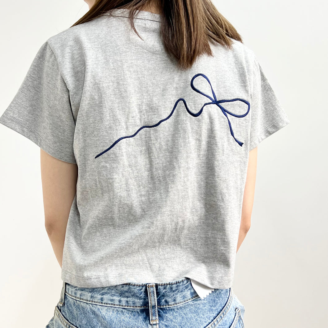 質感一流！刺繡蝴蝶結Tee