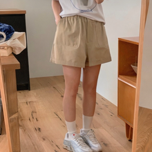 將圖片載入圖庫檢視器 舒服橡筋大口袋短褲
