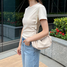 將圖片載入圖庫檢視器 必入！唔透！有厚度超舒服彈性Tee
