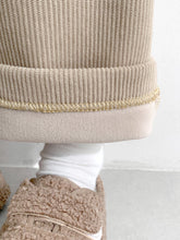 將圖片載入圖庫檢視器 超直身燈芯絨休閒褲
