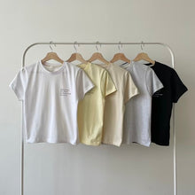將圖片載入圖庫檢視器 Like the Rainbow Tee
