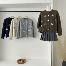 將圖片載入圖庫檢視器 花花刺繡針織開衫
