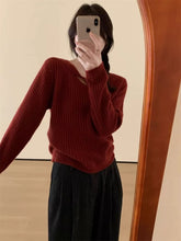 將圖片載入圖庫檢視器 扭結直紋針織上衣
