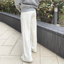 將圖片載入圖庫檢視器 舒服白色直紋棉褲
