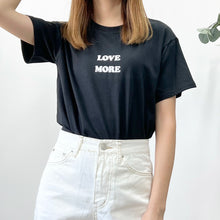 將圖片載入圖庫檢視器 Love More TEE
